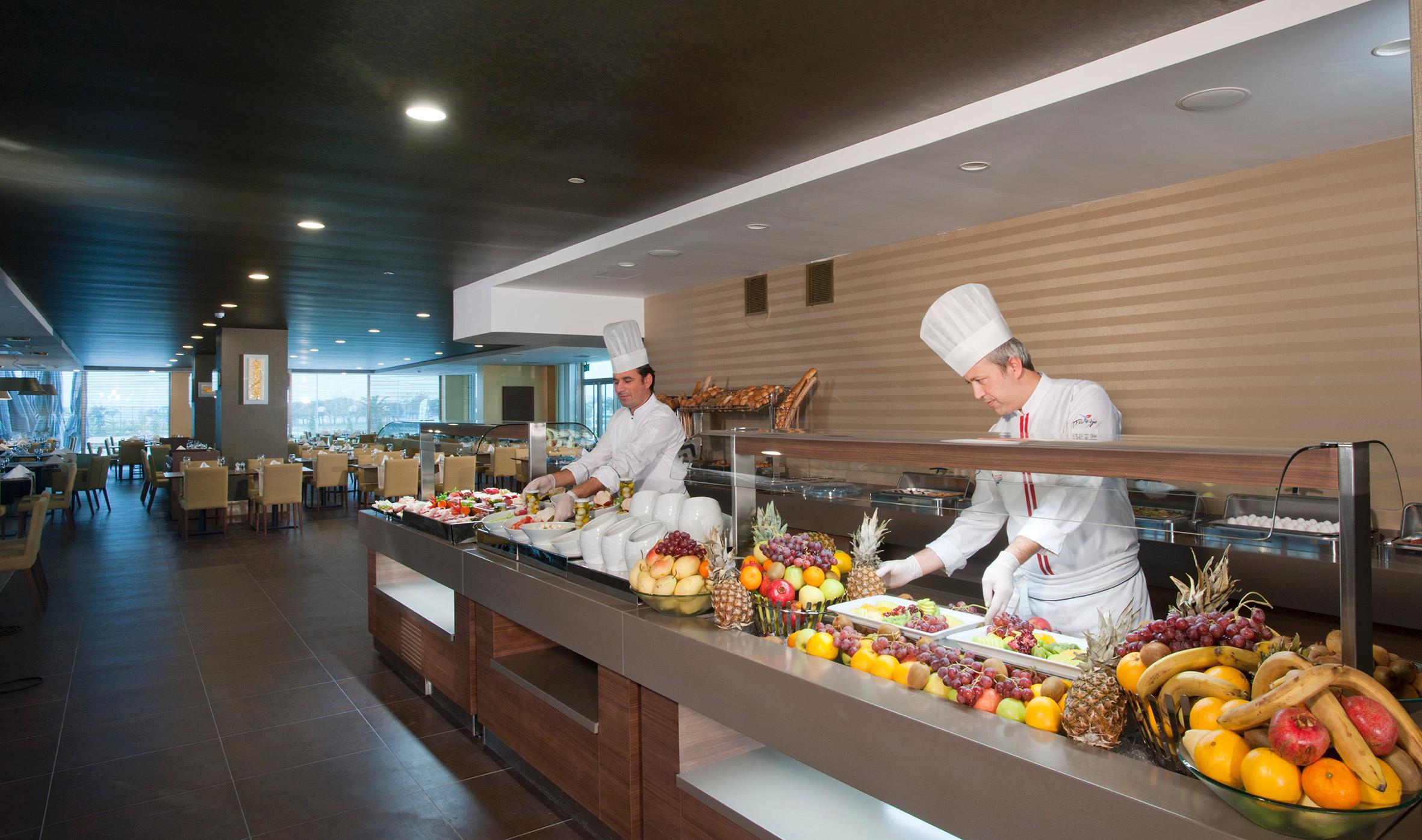فندق سيفاهير اسطنبول آسيا المظهر الخارجي الصورة Buffet at a hotel