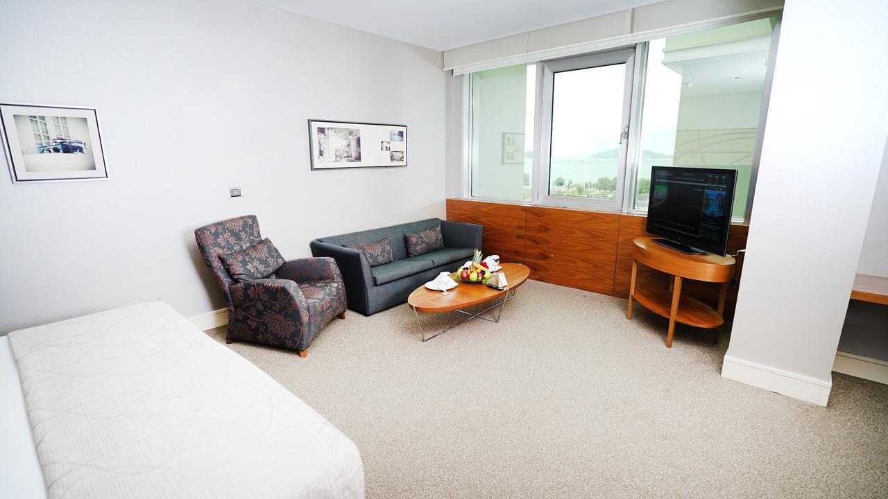 فندق سيفاهير اسطنبول آسيا المظهر الخارجي الصورة A typical studio apartment