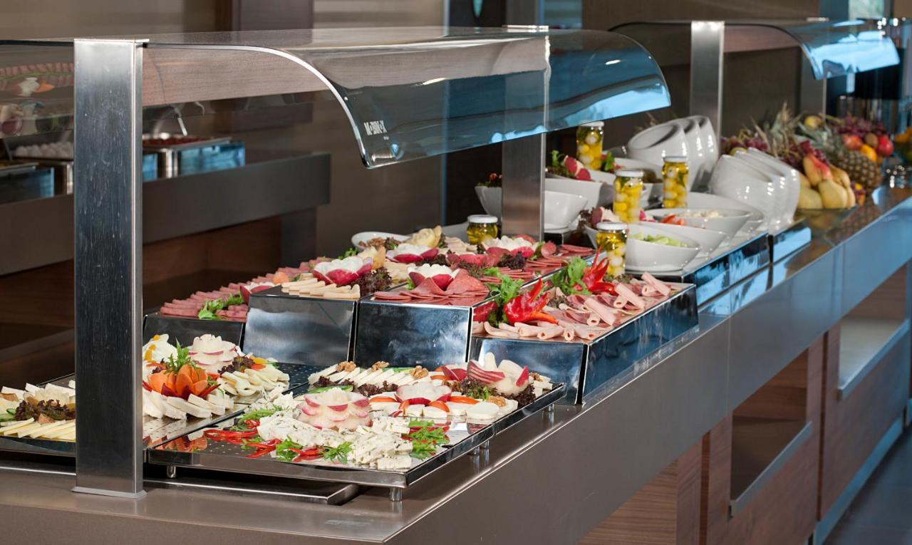 فندق سيفاهير اسطنبول آسيا المظهر الخارجي الصورة A buffet